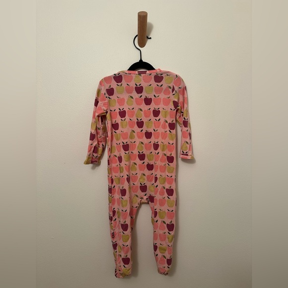 Magnetic Me Appleton Footies - Picture 3 of 3